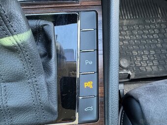 Škoda Superb Combi 2.0 TDI SCR Scout 4x4 DSG - 12