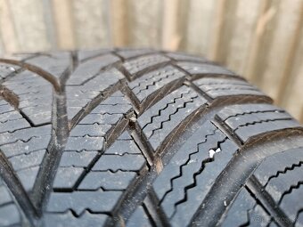 Špičkové zimné pneu Continental - 225/45 r17 - 12