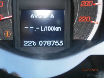 Honda Jazz 1,2 - 12