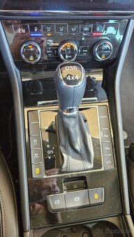 Superb 3 | L&K | 2.0 TDI 140kW | 4x4 | 08/2018 | 104 384 km - 12