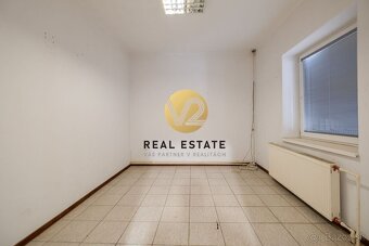 Na PRENÁJOM polyfunkčný objekt s pozemkom pri Tescu - 12