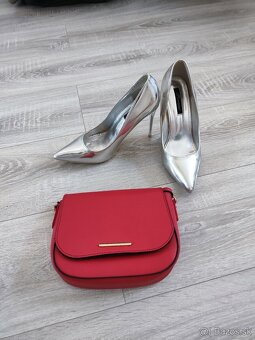 kabelky, lodičky, slnečné okuliare, čelenky, pončo, šatka - 12