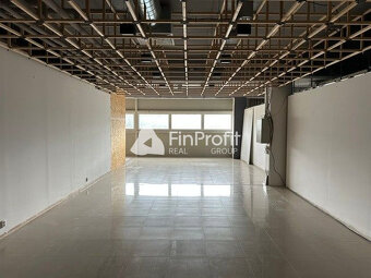 Na prenájom obchodné priestory so zvýhodneným nájomným vo vý - 12