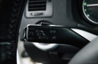 Škoda Octavia Combi 2.0 TDI Ambiente - 12