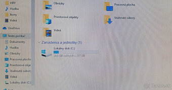 FUJITSU Esprimo e700 e85+ - 12