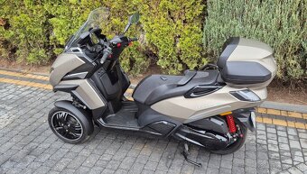 Peugeot Metropolis 2022r L5e - 12
