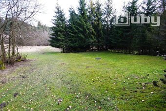 Murovaná 6 izbová  chata s vlastným pozemkom 500m2, na preda - 12