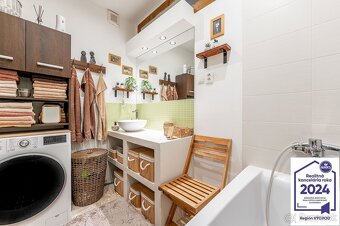 2 izbový byt s loggiou, Lomnická ulica - 12