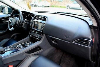 JAGUAR F-PACE 2.0D - PREDAJ AJ NA SPLÁTKY - 12