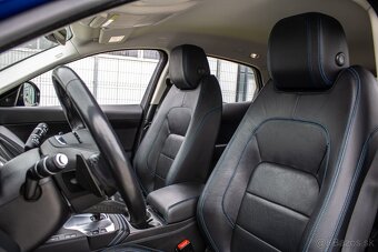 Jaguar E-Pace 2.0 I4 180k R-Dynamic SE AWD A/T - 12