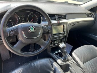Škoda Superb 2.0 TDI  DSG 2011 - 12