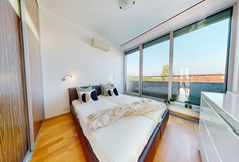 Veľký 3 izb. byt s terasou o výmere 70 m2 a kompletným zaria - 12