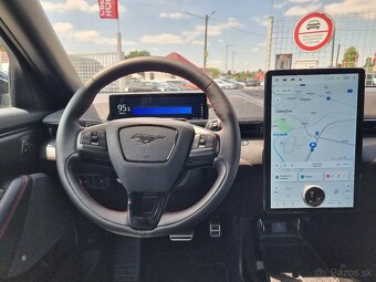 Ford Mustang Mach-E 75,7kWh Premium AWD za 33.999 € s DPH - 12