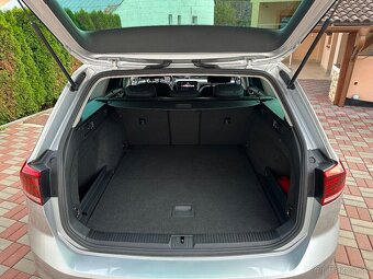VW Passat B8 Variant 2.0TDI 110kw Dsg Lift VIRTUAL ALCANTARA - 12