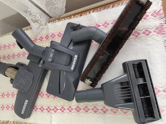 Vysávač  Hoover Telios Plus TE80PET 011,  A+ - 12