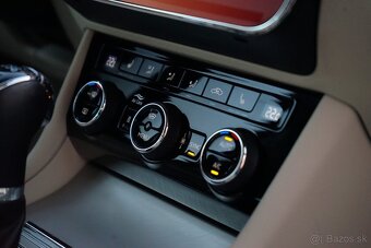 Škoda Superb Combi 2.0 TDI SCR L K 4x4 DSG - 12