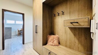 MODERNÝ BYT S PARKOVANÍM NA PRENÁJOM - 12
