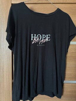 Dámske oblecenie vel. 36/S-tricka, kabáty,saty,za super ceny - 12