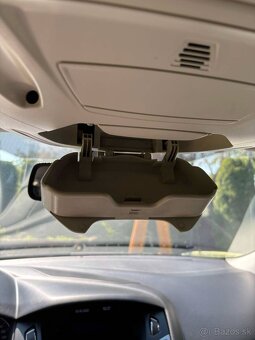 Ford FOCUS Titanium - 12