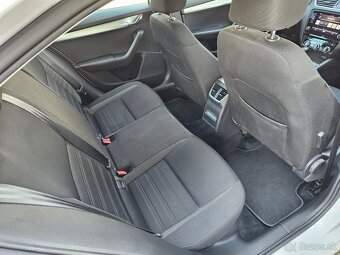 Škoda Octavia 2.0 TSI DSG 140kW - 12