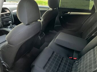 Audi A4 B8 2.0 TDI 105kw - 12