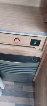 Karavan Weinsberg 390QD ,rok 2022 , 850/1100kg - 12