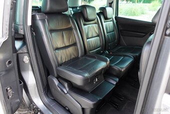 VW Sharan 2.0 TDI DSG HIGHLINE 7 miestny - 12