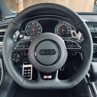 AUDI VOLANT kozeny zkoseny - perforovana koža - S logo - 12