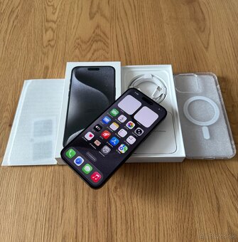 iPhone 15 Pro Max 256 gb Black Titanium v záruke - 12