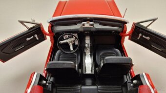 1:18 FORD MUSTANG 1965 - 12