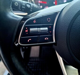 Kia Ceed SW - 12