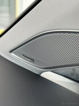 Golf Variant 2.0 TDI Highline DSG (matrix,digi cockpit,F1) - 12