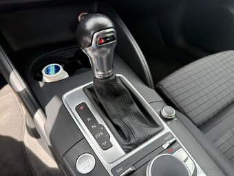 Audi A3 Sportback 2.0 TDI DPF Ambition S tronic - 12