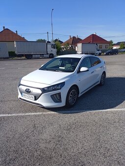 Predám elektromobil Hyundai ionq - 12