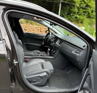 Peugeot 508 2.0 HDi GT 133kW RV2016 A/T - 12