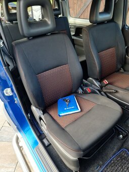 Suzuki Jimny 1.3 benzín 4X4 LIMITED MIMORIADNÝ STAV - 12