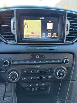 Kia Sportage 1.7 CRDi 7DCT 2WD Platinum - 12