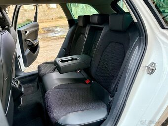 Seat Leon Sportstourer 2.0 TDI 150 FR DSG - 12