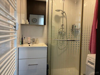 Pekný a kompletne zariadený 3 izb. v tichej lokalite - 12