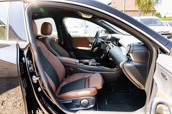 Mercedes-Benz CLA Kupé 180 d A/T - 12