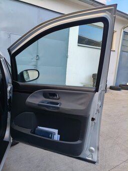 ford galaxy 1,9 85kw - 12