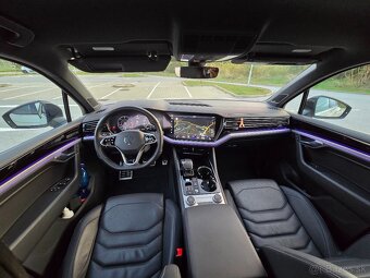 Volkswagen Touareg R-Line 3.0 tdi - 12