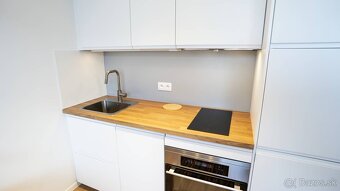 Prenájom útulnej, plne zariadenej garsónky v novostavbe v Br - 12