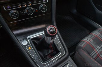 Volkswagen Golf GTI VII ( 7 ) - 12