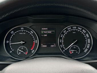 Škoda Superb Combi 2.0 TDi DSG WEBASTO, r.v.: 2017 - 12