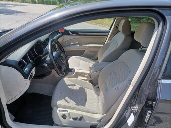 Škoda SuperB 4×4, 125 kw - 12