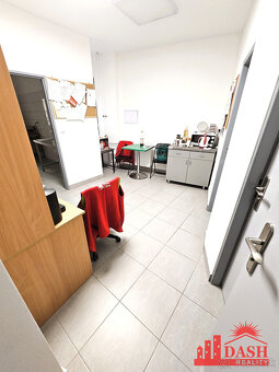 Na prenájom komerčný priestor, 154 m2, Trenčín, centrum mest - 12