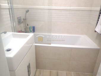 Moderný, kompletne zariadený 2-izbový byt s 2 balkónmi v cen - 12