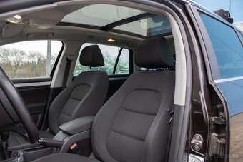 Škoda Superb Combi 2.0 TDI Facelift - 12