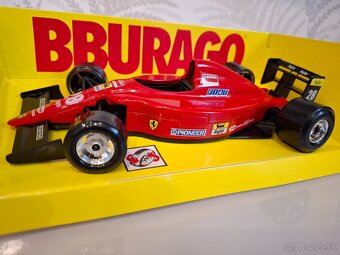 Bburago 1:24 Formule 10ks - 12